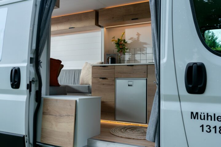 Aperçu - Camping module PlugVan Stella